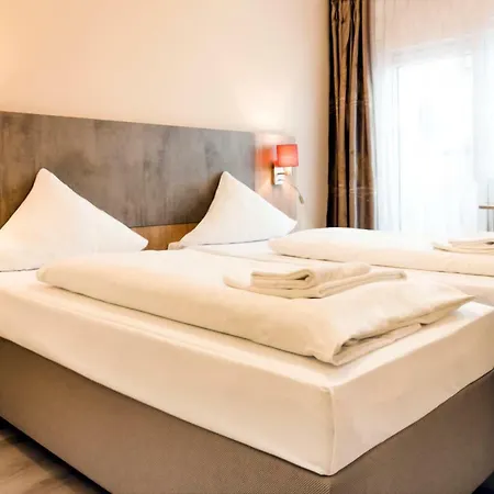 Royal Hotel 3*